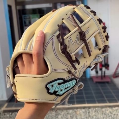 [てっぺん]硬式内野手用　MIE型